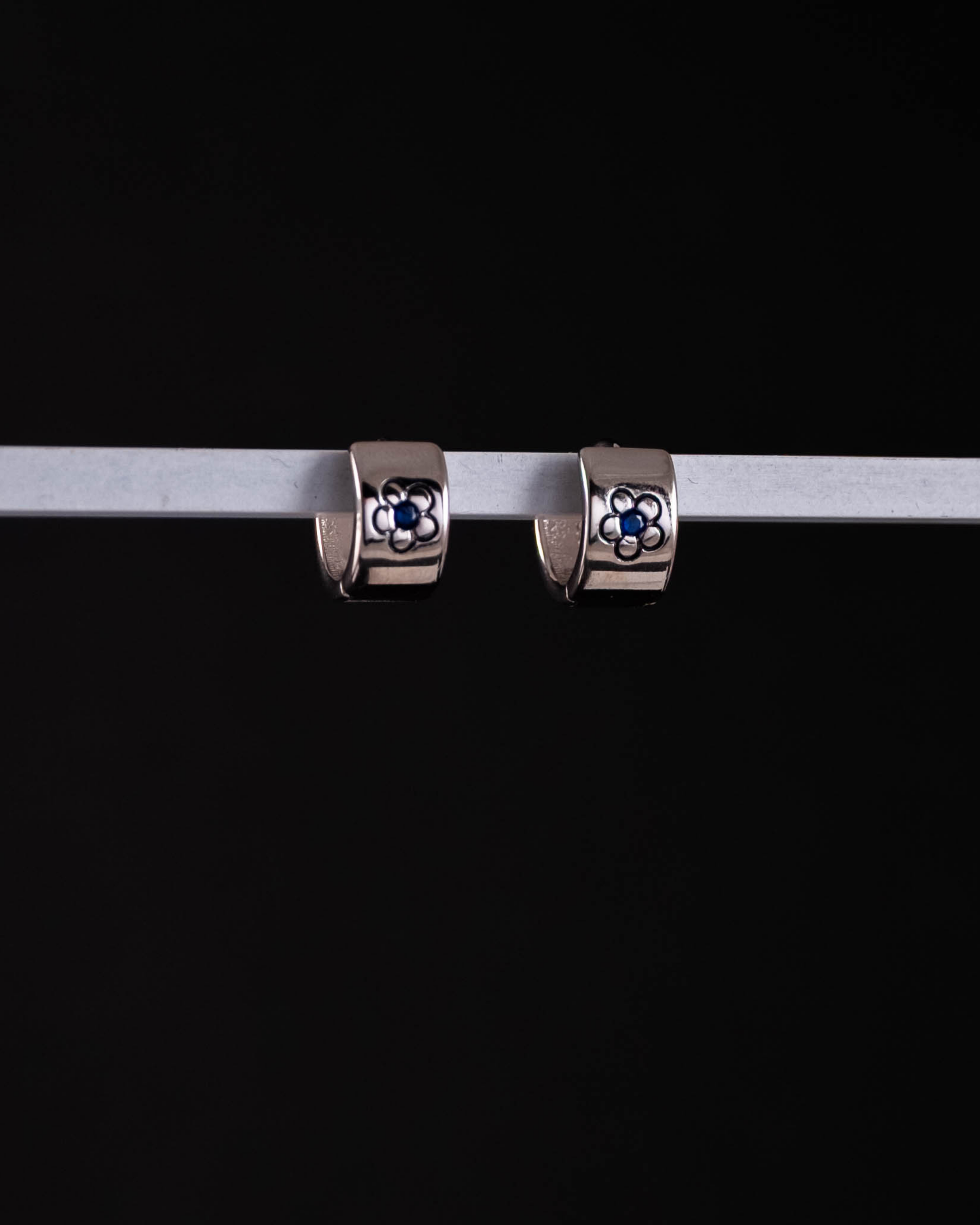 Joni Huggie Hoop Earrings - Silver