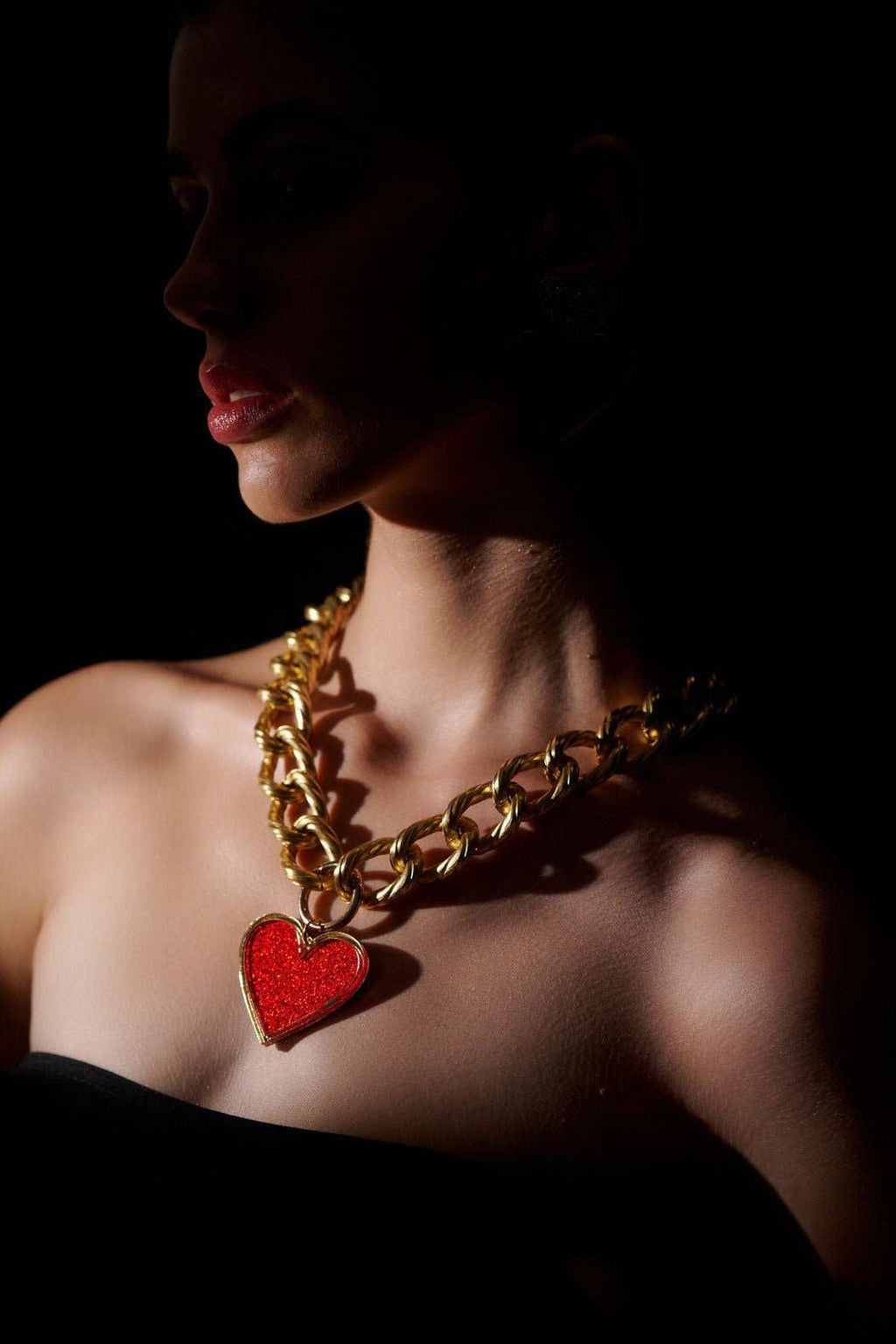 Deep heart Choker Necklace