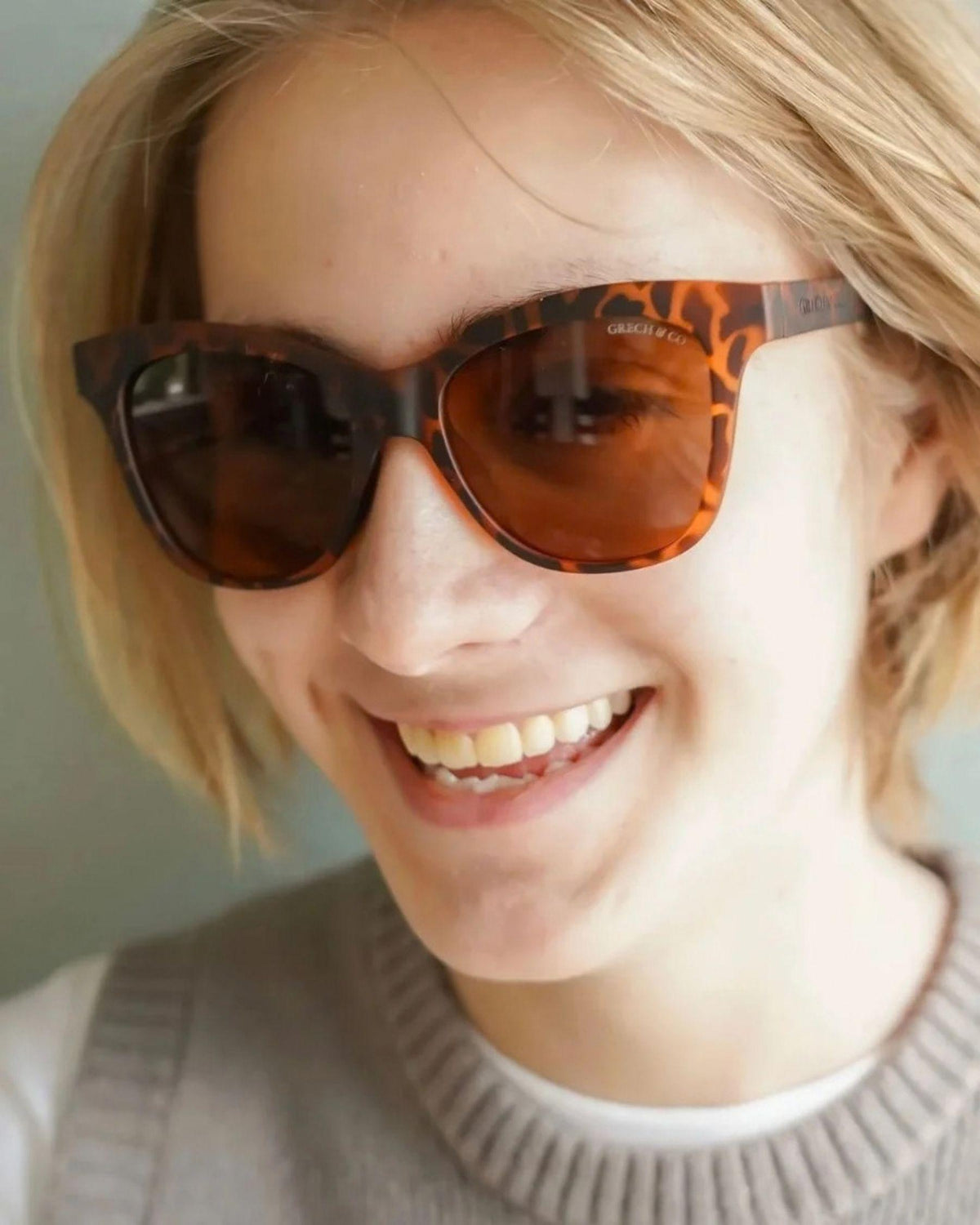 Polarized Unisex Wayfarer Sunglasses - Tort