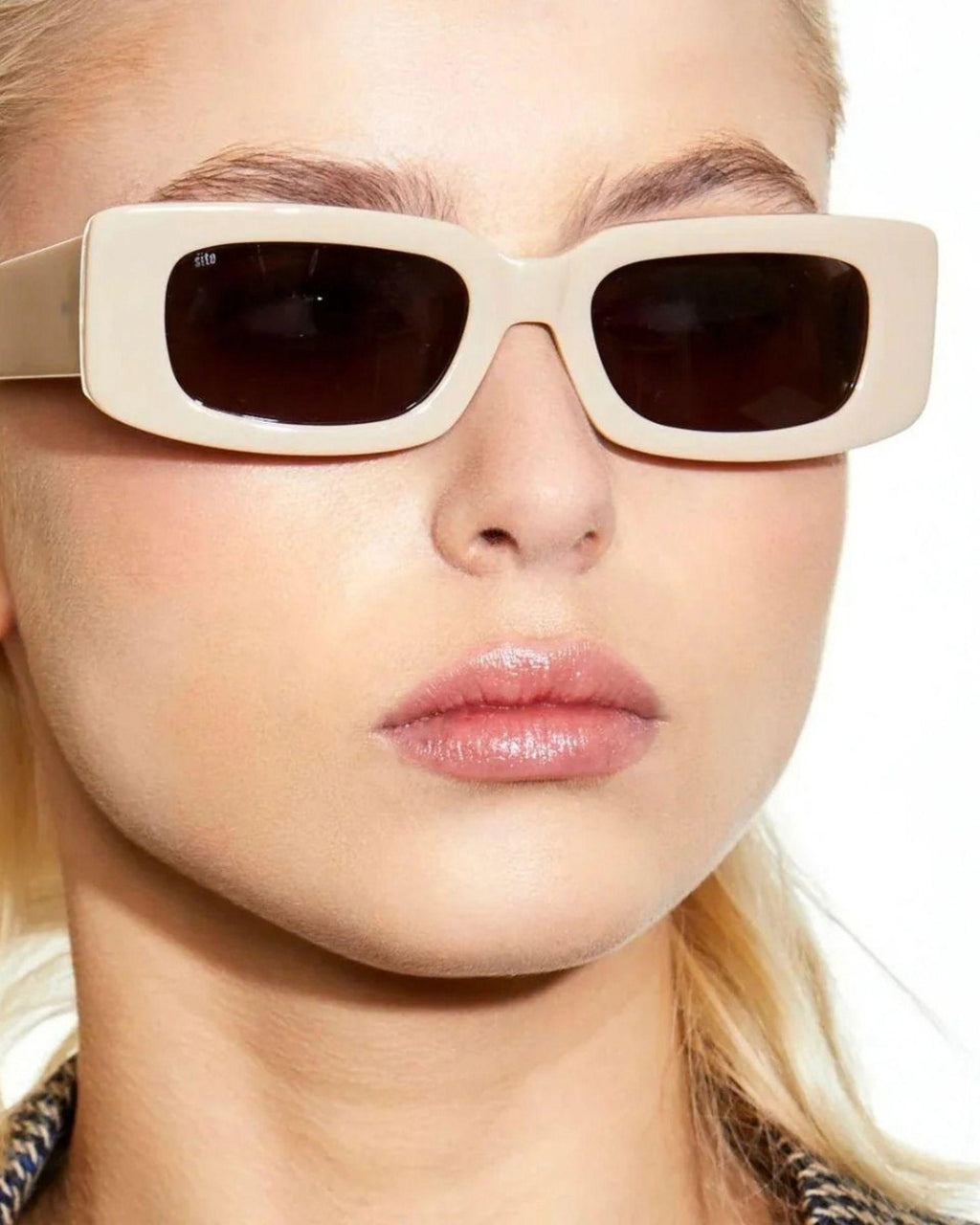 Reaching Dawn Sunglasses - Buff/Grey