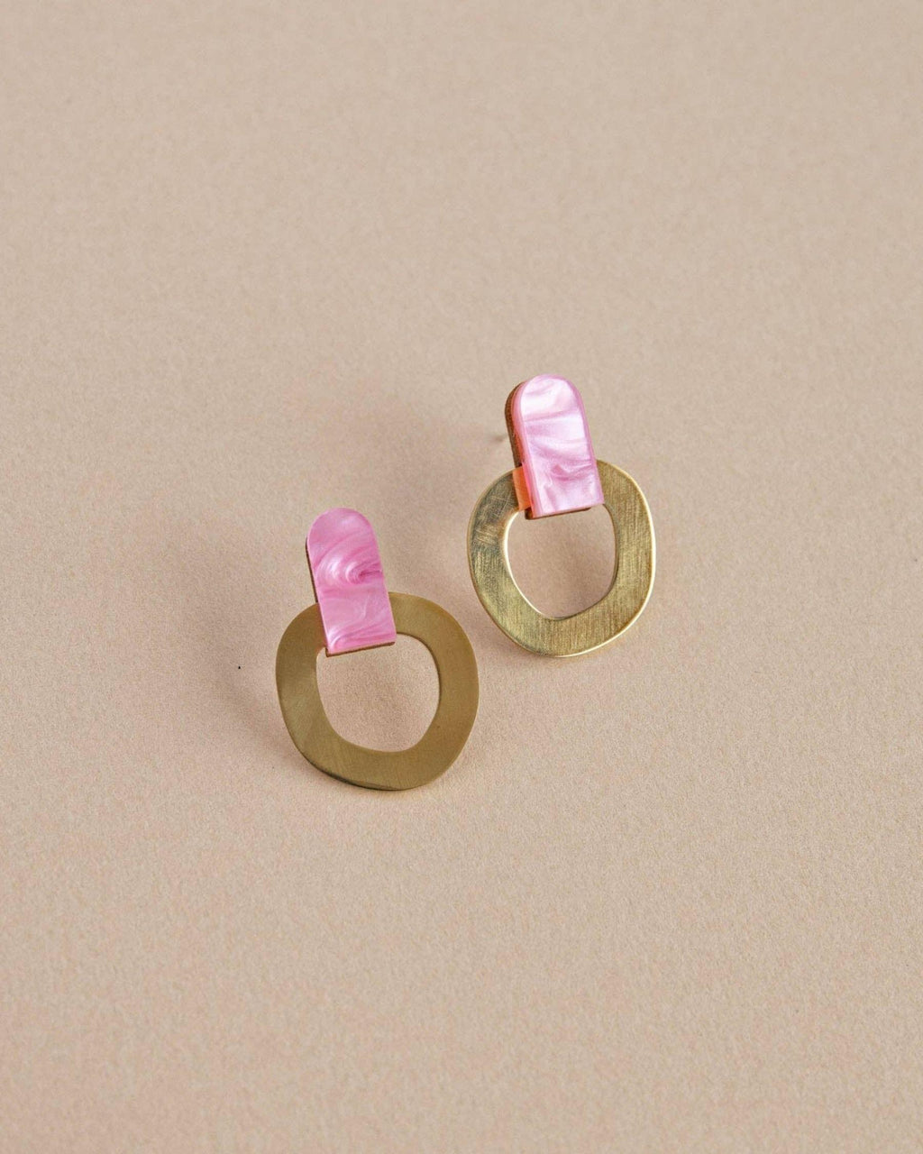 Around Brass Stud Earrings - Pink
