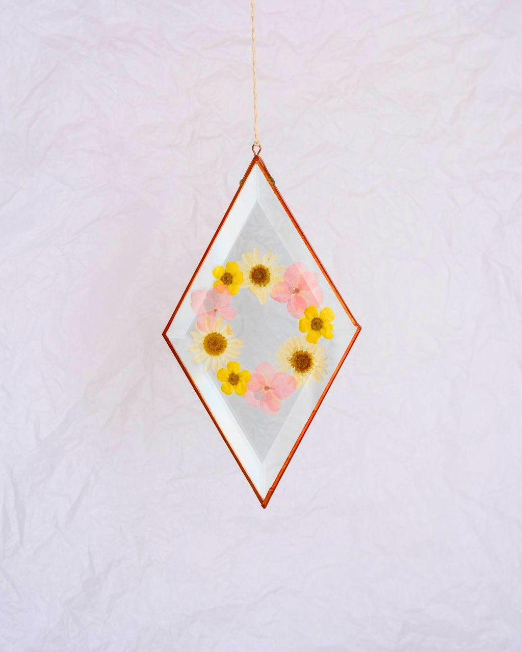 Diamond Flower Suncatcher - Large Wreath - Daisy, Hydrangea Mix