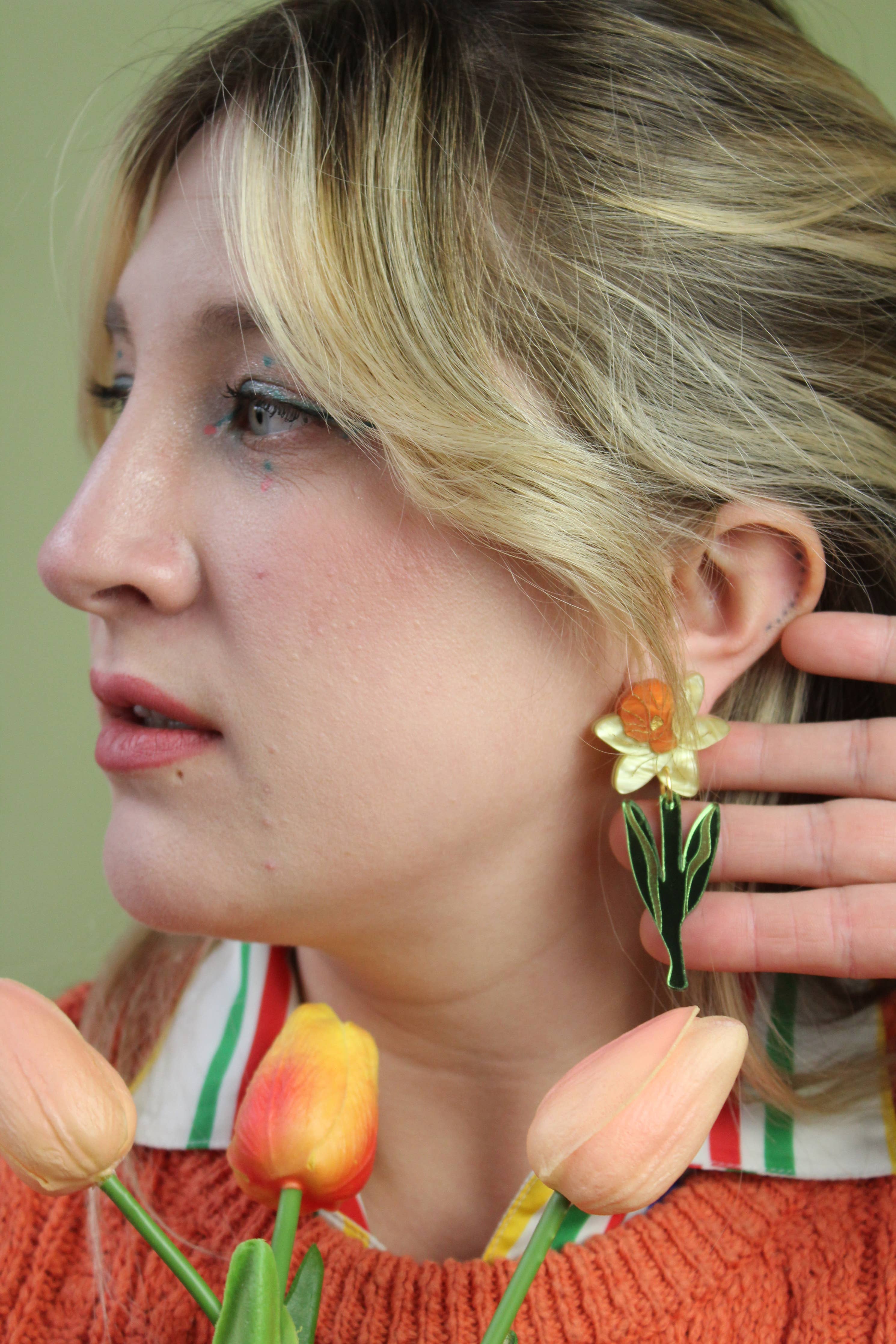 Acrylic Stud Drop Earrings - Daffodils