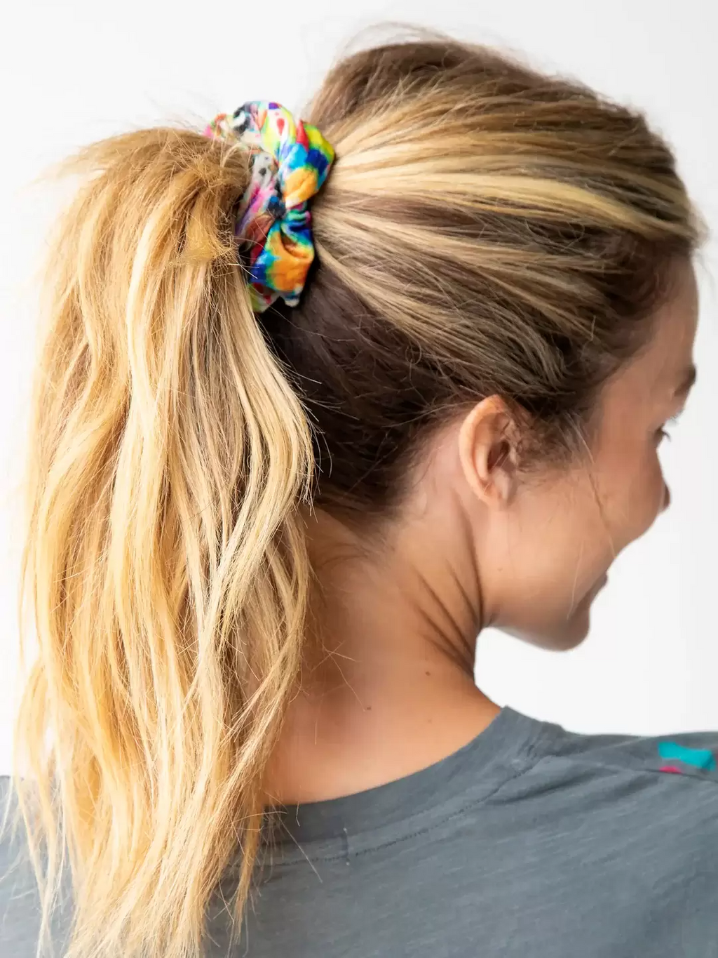 Hideaway Hair Scrunchie - Fuchsia