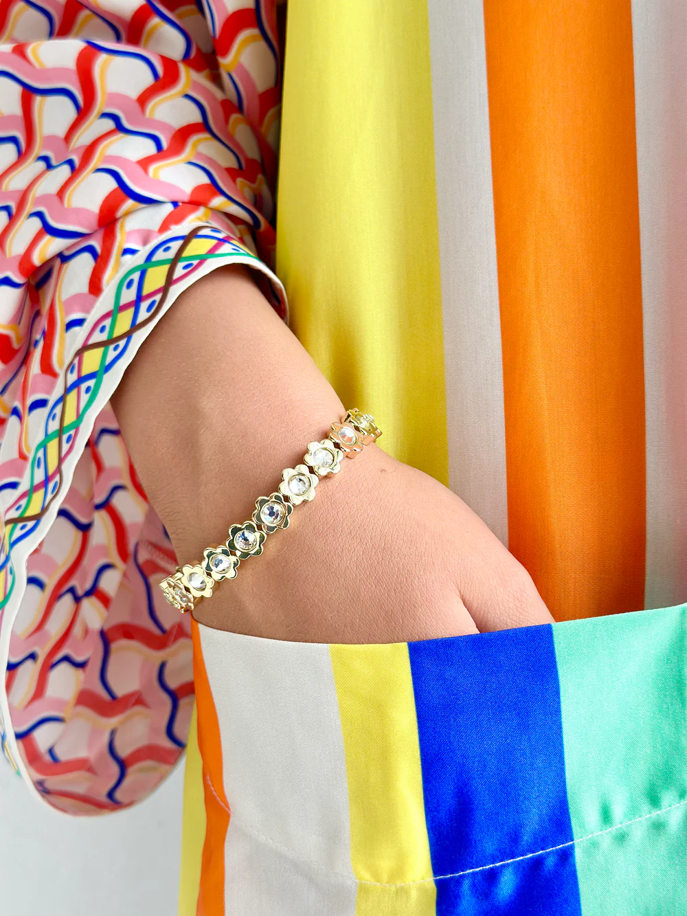 Gold Flower Power Bracelet - Crystal Clear