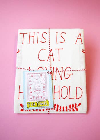 100% Linen Tea Towel - This Is A Cat Loving Household