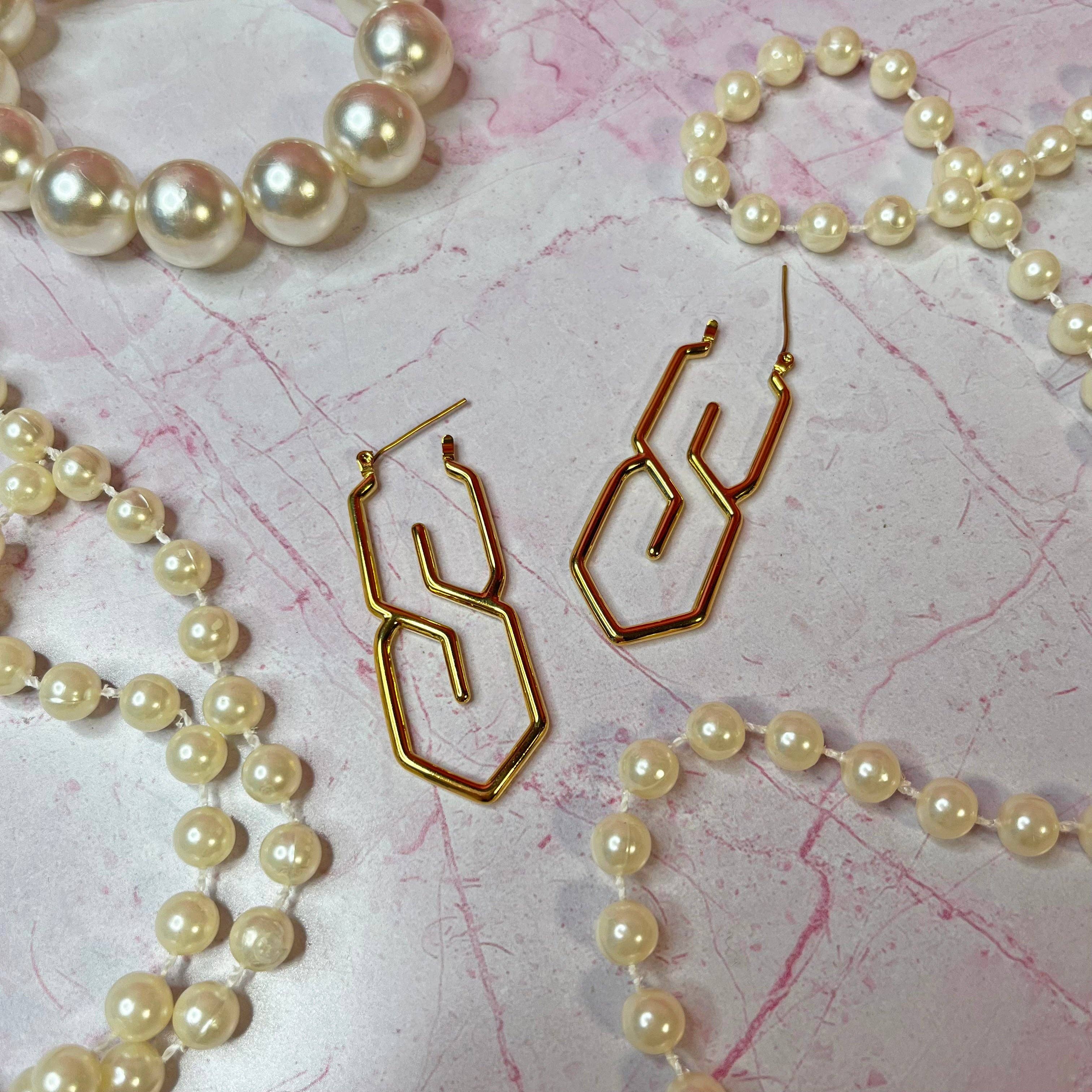 90s 'S' Earrings - Gold