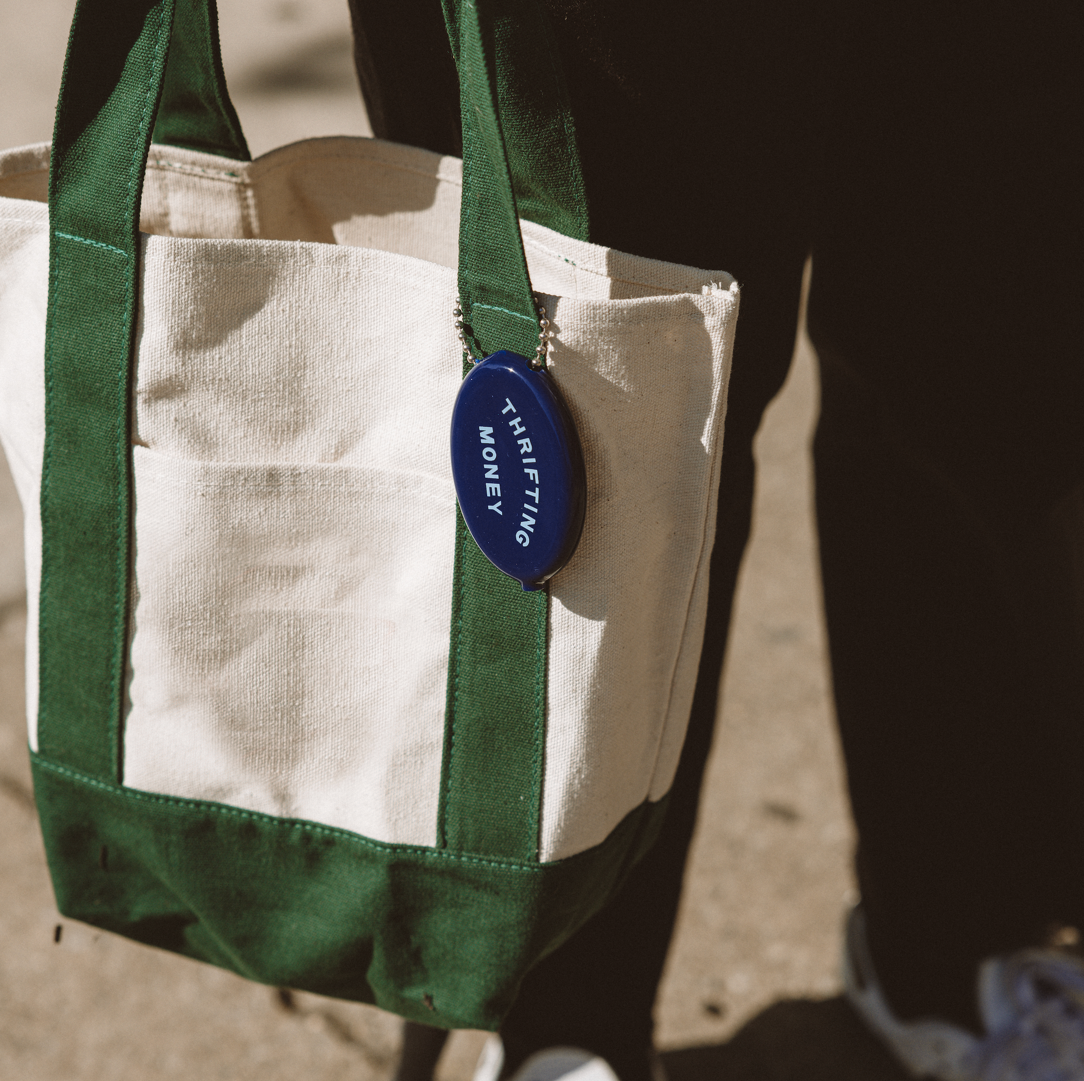 Coin Keyring Pouch - Thrifting Money (Navy)