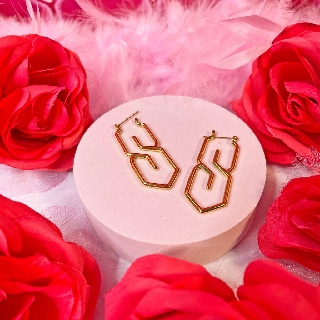 90s 'S' Earrings - Gold